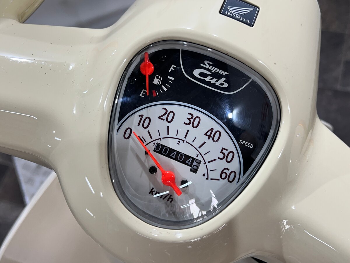 Honda super Cub Surf
