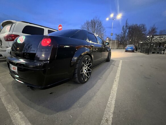 2005 Chrysler 300C I, чёрный - вид 11