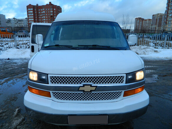 2008 Chevrolet Express II, белый - вид 2