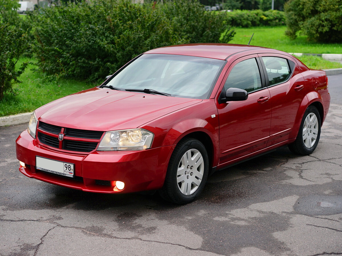 2008 red dodge avenger