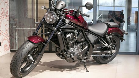 Honda CMX 1100 Rebel 1 790 000 16 Honda CMX 1100 Rebel