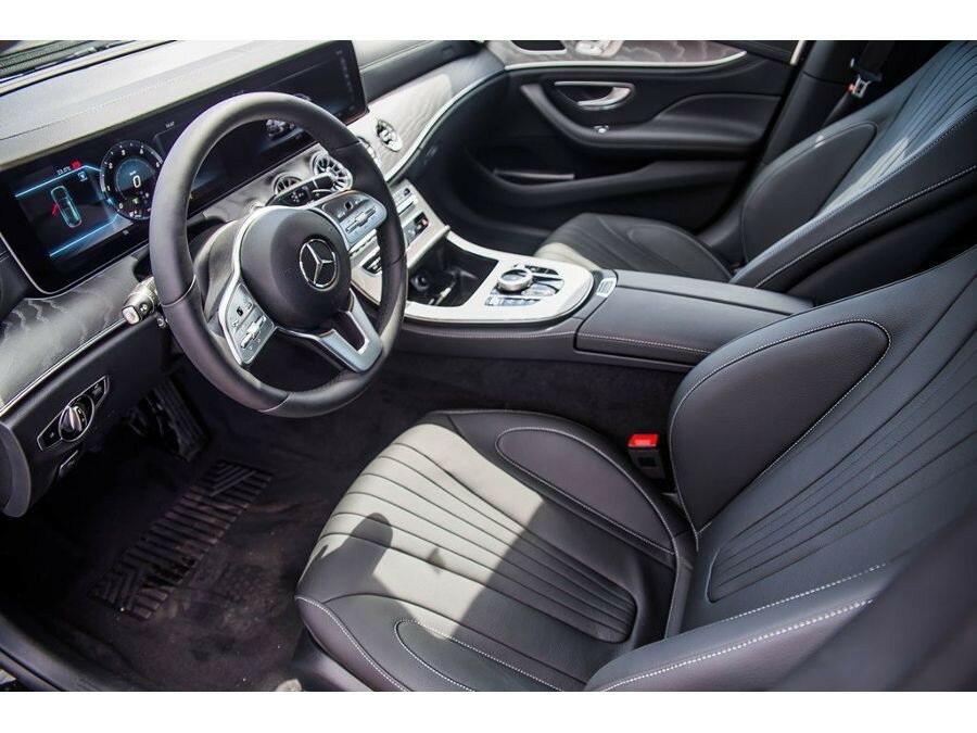 Mercedes CLS 2020 салон черный