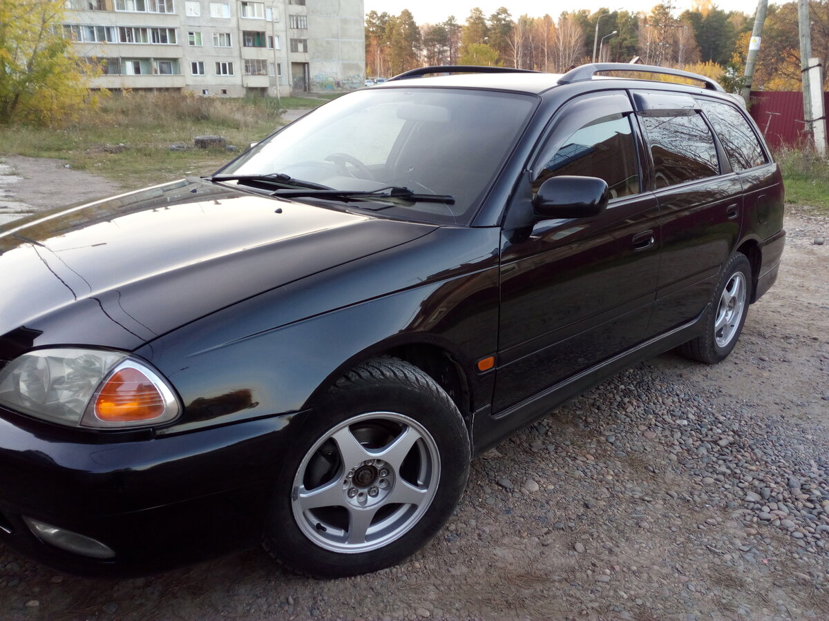 Toyota Caldina II Рестайлинг