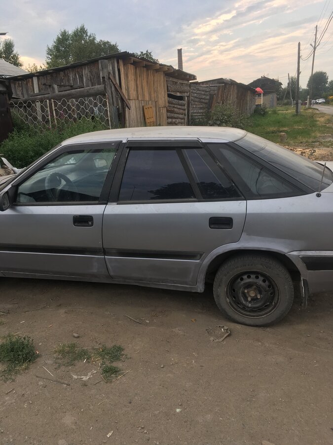 Черная дэу эсперо