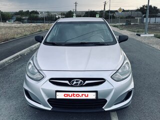 2011 Hyundai Solaris I, серебристый, 635000 рублей, вид 1