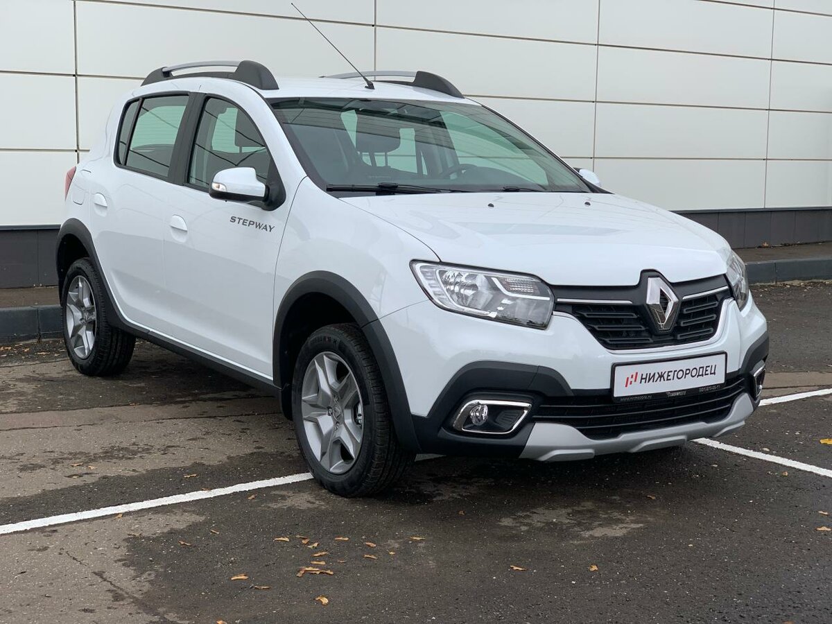 Купить б/у Renault Sandero II Рестайлинг Stepway 1.6 MT (82 л.с ...