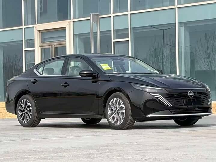 Nissan Teana IV