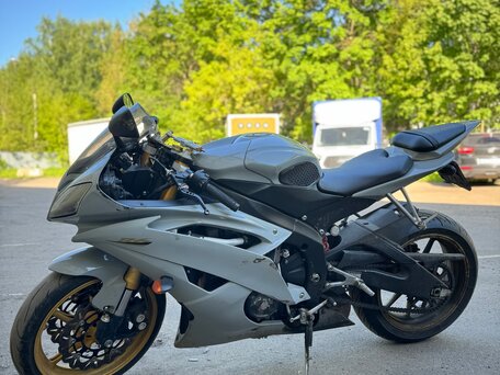 Yamaha YZF R6 6 2008 ID 1123471889