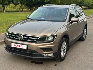 2017 Volkswagen Tiguan II, бежевый, 2545000 рублей, вид 1