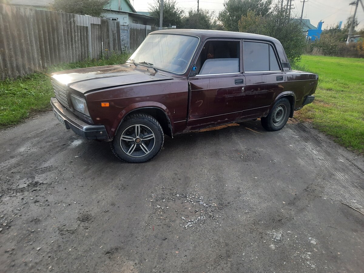 Купить б/у LADA (ВАЗ) 2107 1982-2012 1.6 MT (74 л.с.) бензин механика в ...
