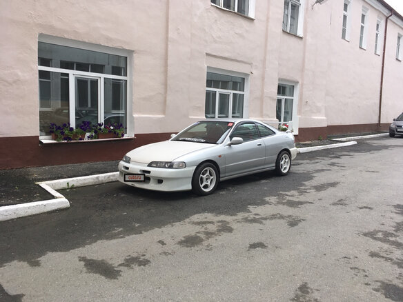 1998 Honda Integra Type R III Рестайлинг, серебристый