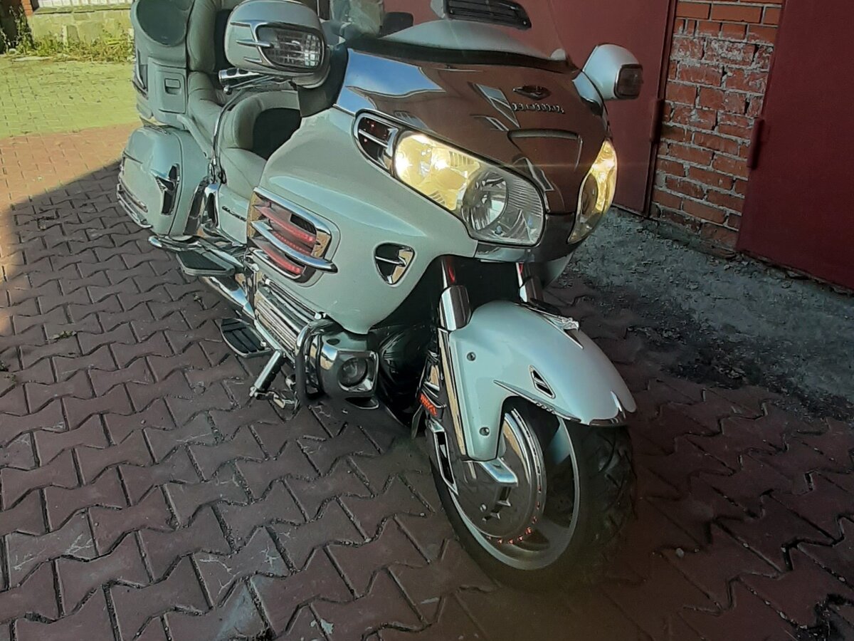 Купить б/у Honda GL 1800 Gold Wing инжектор 5 передач в Екатеринбурге ...