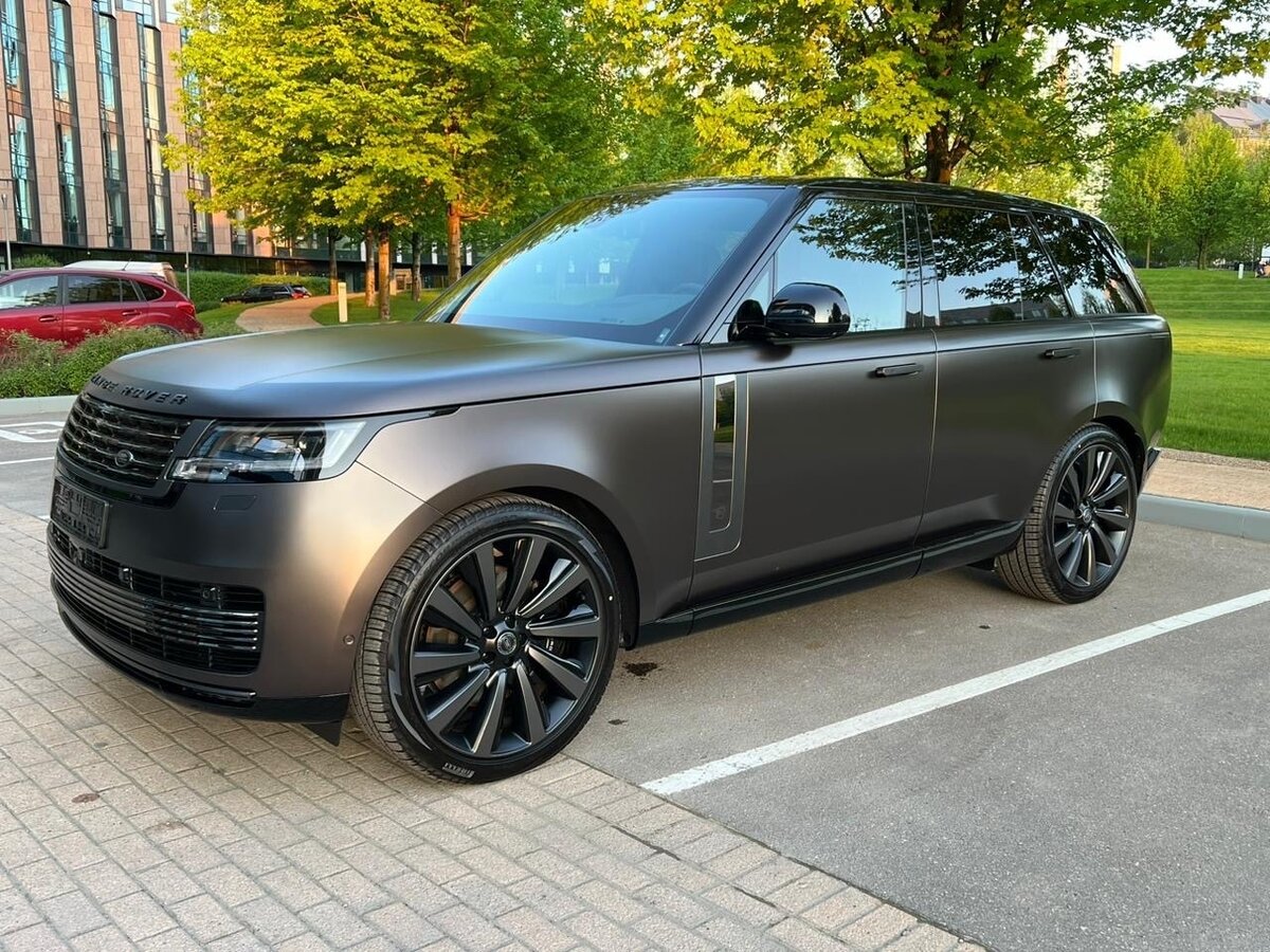 Купить б/у Land Rover Range Rover V P615 MHEV 4.4 AT (615 л.с.) 4WD ...