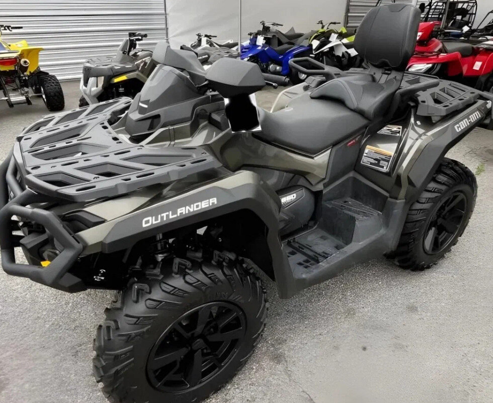 BRP Can-Am Outlander MAX 850