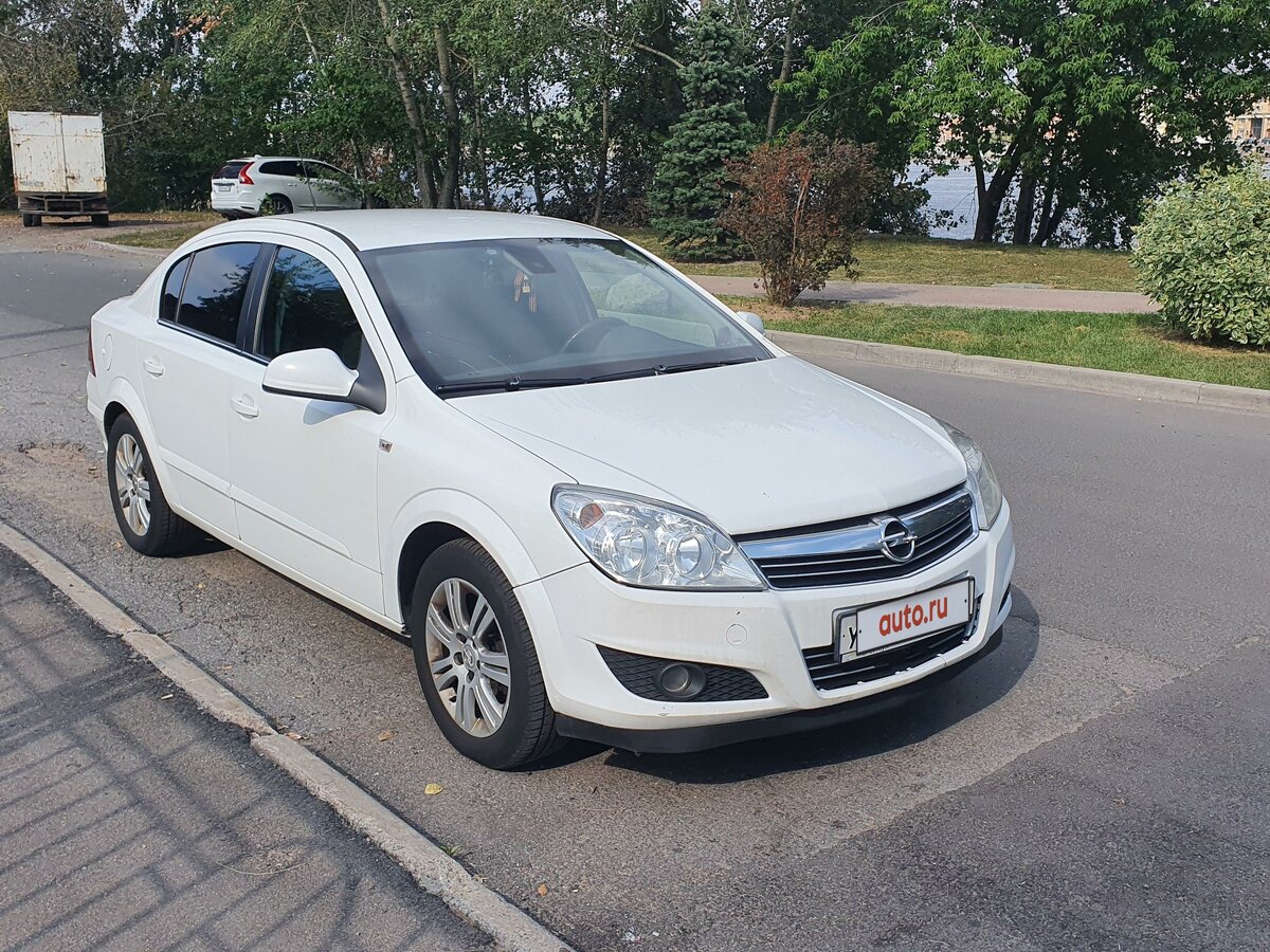 Купить б/у Opel Astra H Рестайлинг 1.8 AT (140 л.с.) бензин автомат в ...