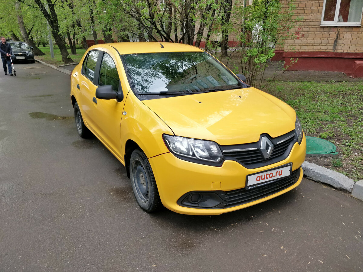 Renault Logan Р¶РµР»С‚С‹Р№