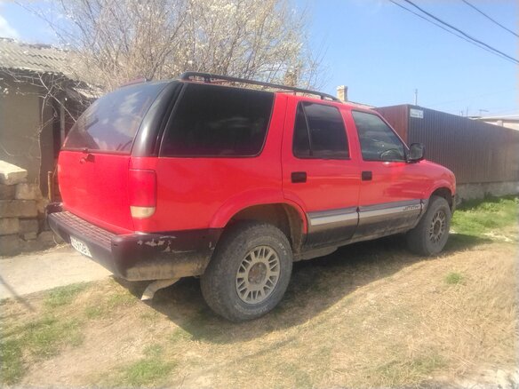 Купить б/у GMC Jimmy I 4.3 AT (192 л.с.) 4WD бензин автомат в ...