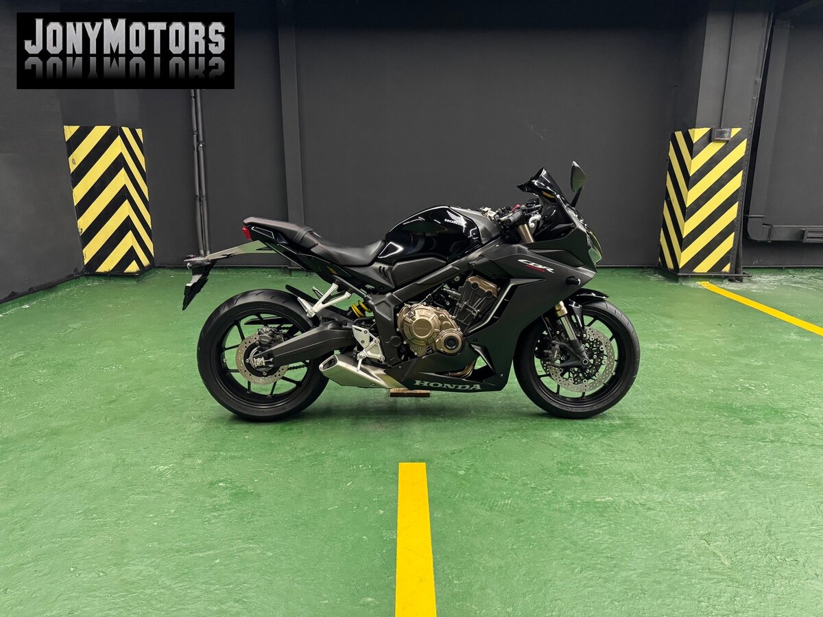 Honda CBR 650R