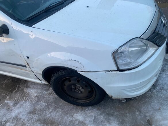 Купить б/у Renault Logan I Рестайлинг 1.6 AT (103 л.с.) бензин автомат ...