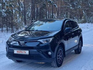 2016 Toyota RAV4 IV (XA40) Рестайлинг, чёрный, 2640000 рублей, вид 1