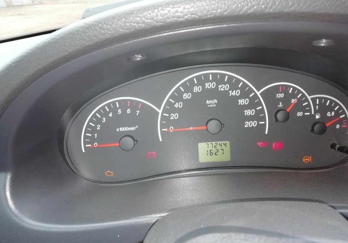 Как посмотреть пробег на приоре - фото