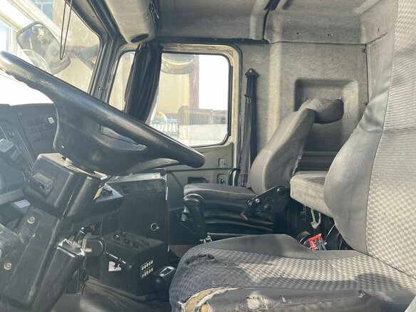 2013 МАЗ 5340, белый, 750000 рублей - вид 2