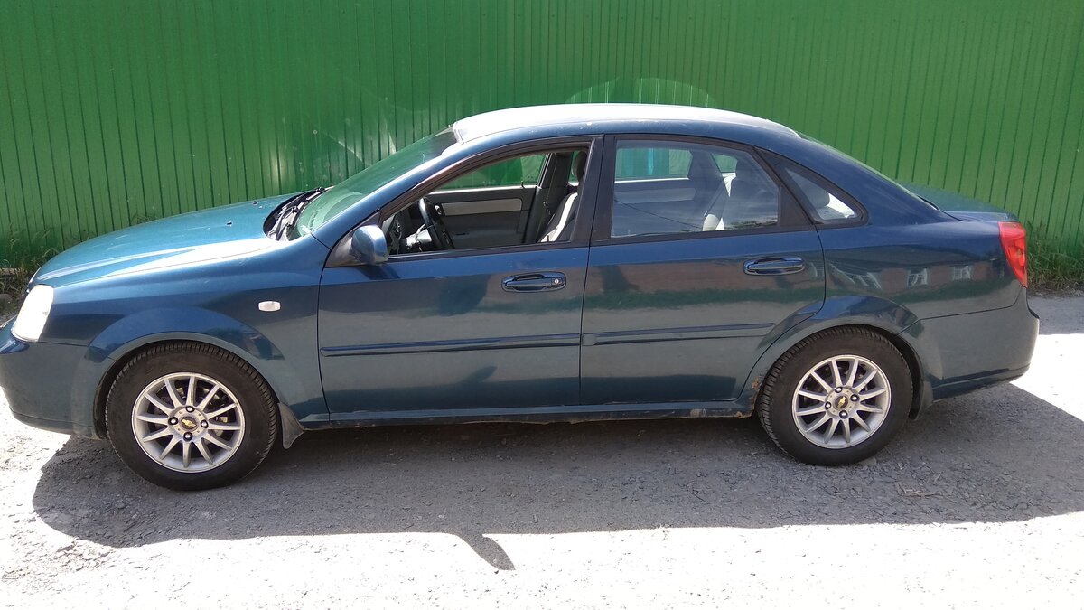 Купить б/у Chevrolet Lacetti 20042013 1.6 AT (109 л.с