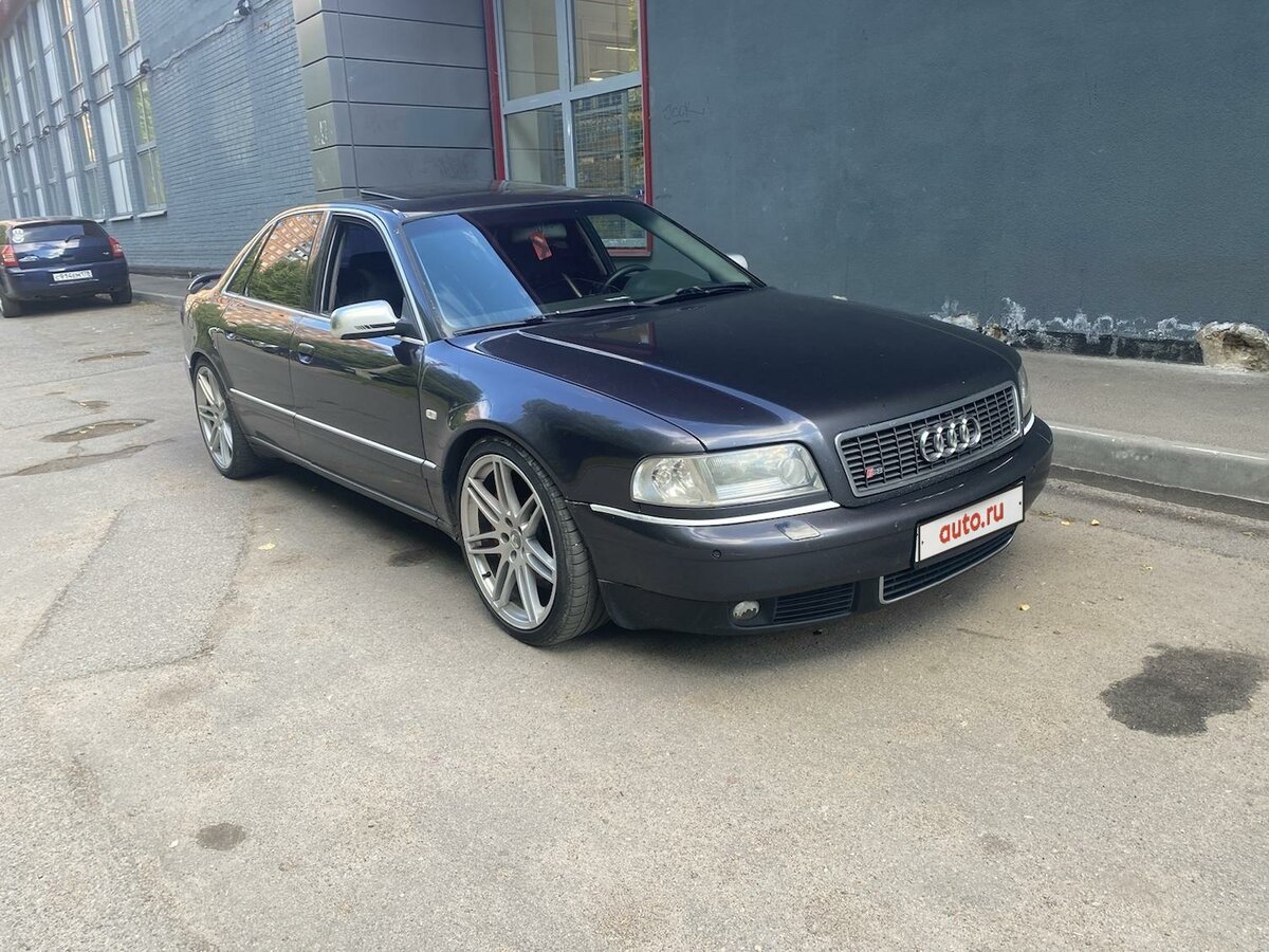 Купить б/у Audi S8 I (D2) Рестайлинг 4.2 AT (360 л.с.) 4WD бензин ...