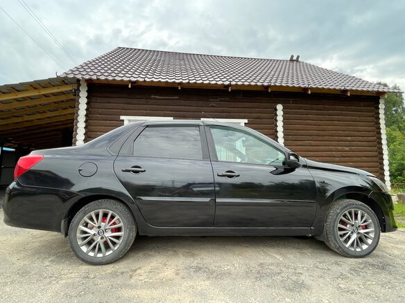 2014 Datsun on-DO I, чёрный, 500000 рублей - вид 2