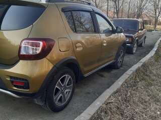2015 Renault Sandero Stepway II, золотистый, 795000 рублей, вид 4