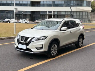 2021 Nissan X-Trail III Рестайлинг, белый, 1746027 рублей, вид 1