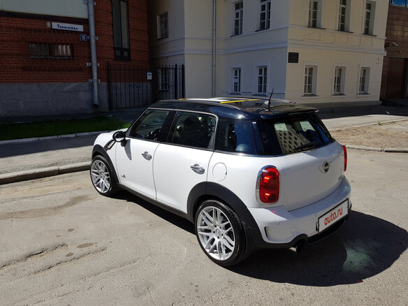 2010 Mini Countryman Cooper S I, белый - вид 5