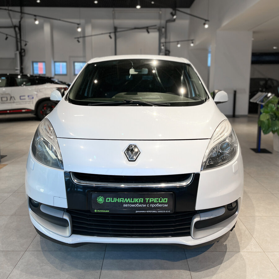 Купить б/у Renault Scenic III Рестайлинг 1.6 MT (110 л.с.) бензин ...