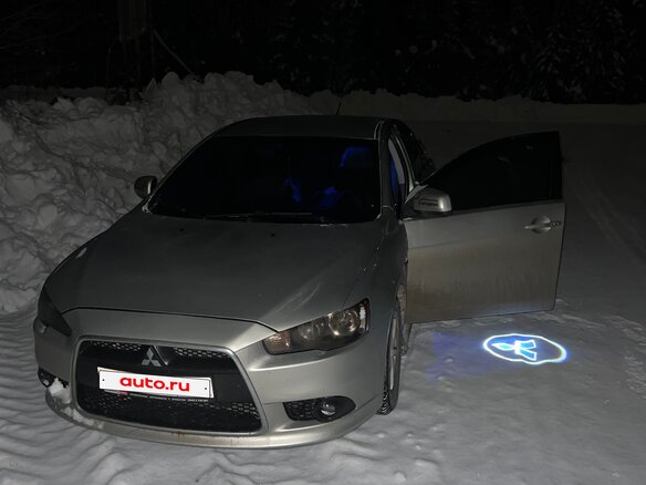 2007 Mitsubishi Lancer X, бежевый, 500000 рублей - вид 3