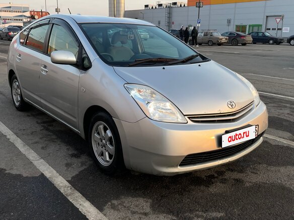 2005 Toyota Prius II (XW20), серый, 725000 рублей