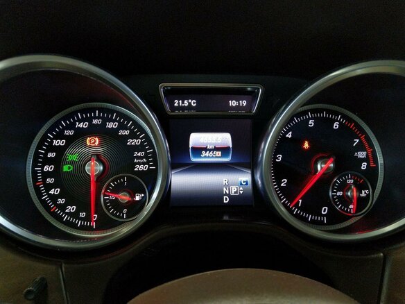 2017 Mercedes-Benz GLE 300 I (W166), белый, 5000000 рублей - вид 10