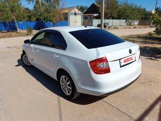 2015 Skoda Rapid I, белый, 650000 рублей, вид 4