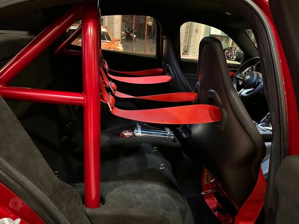 2022 Alfa Romeo Giulia, красный - вид 8