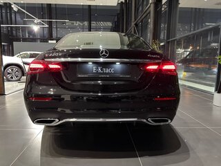 2024 Mercedes-Benz E-Класс 220 d V (W213, S213, C238) Рестайлинг, чёрный, 9730000 рублей, вид 5