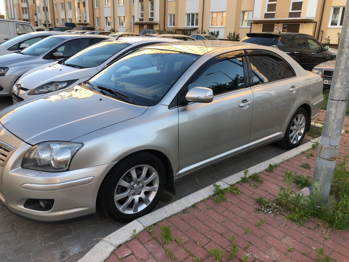 Тойота авенсис главная дорога