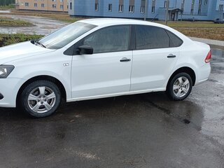 2013 Volkswagen Polo V, белый, 650000 рублей, вид 1