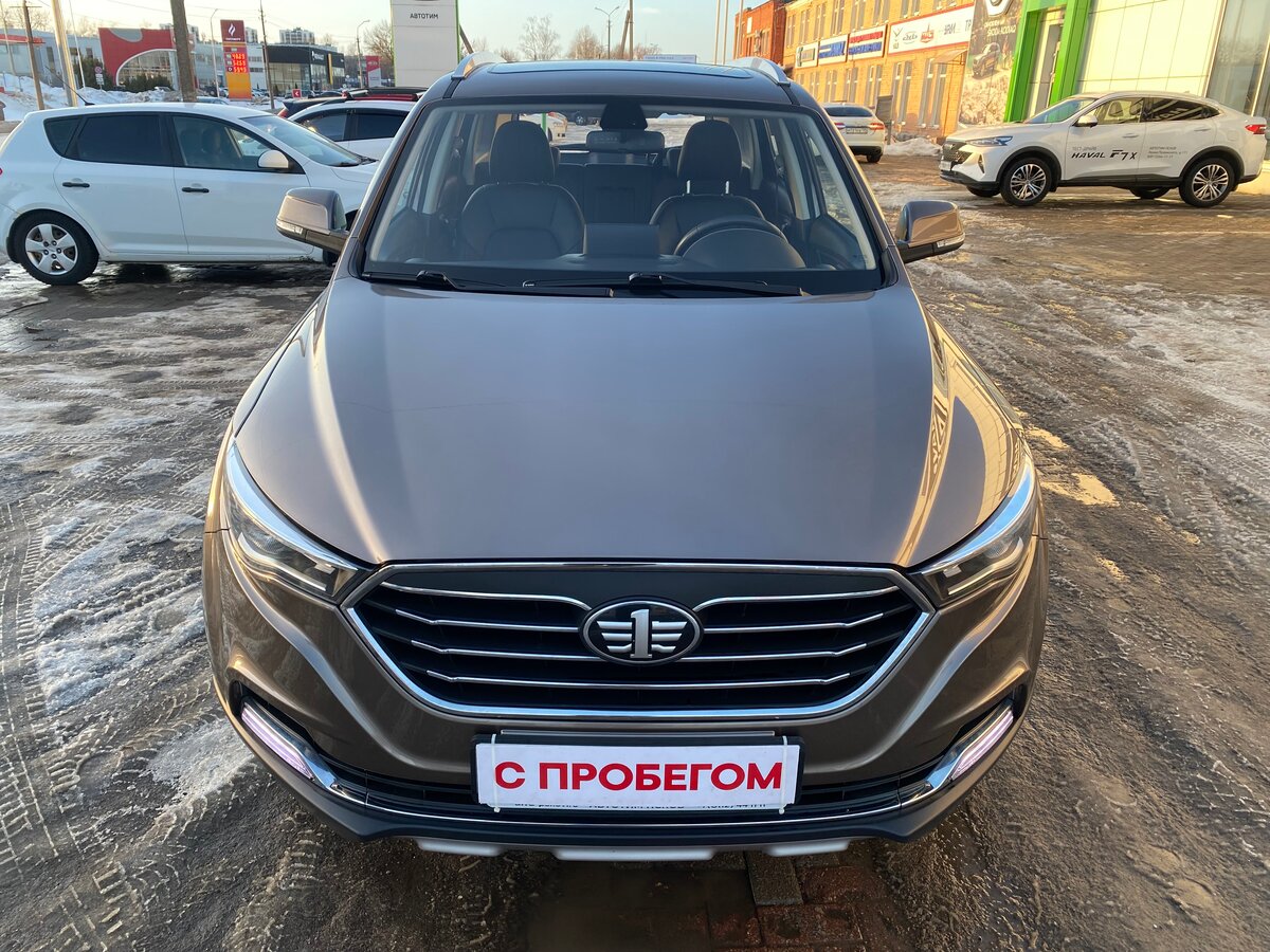 Купить б/у FAW Besturn X40 I 1.6 MT (108 л.с.) бензин механика в Пскове ...