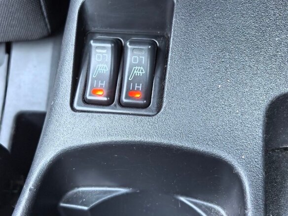 2007 Mitsubishi Lancer X, золотистый, 720000 рублей - вид 11