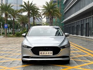2021 Mazda 3 IV (BP), серебристый, 1480000 рублей, вид 2