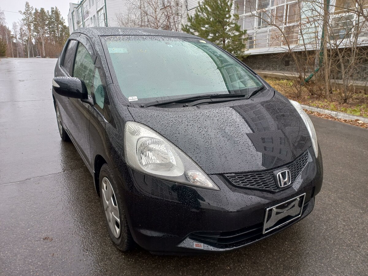 Купить б/у Honda Fit II 1.3 CVT (100 л.с.) бензин вариатор в Иркутске ...
