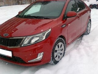 2013 Kia Rio III, красный, 740000 рублей, вид 1