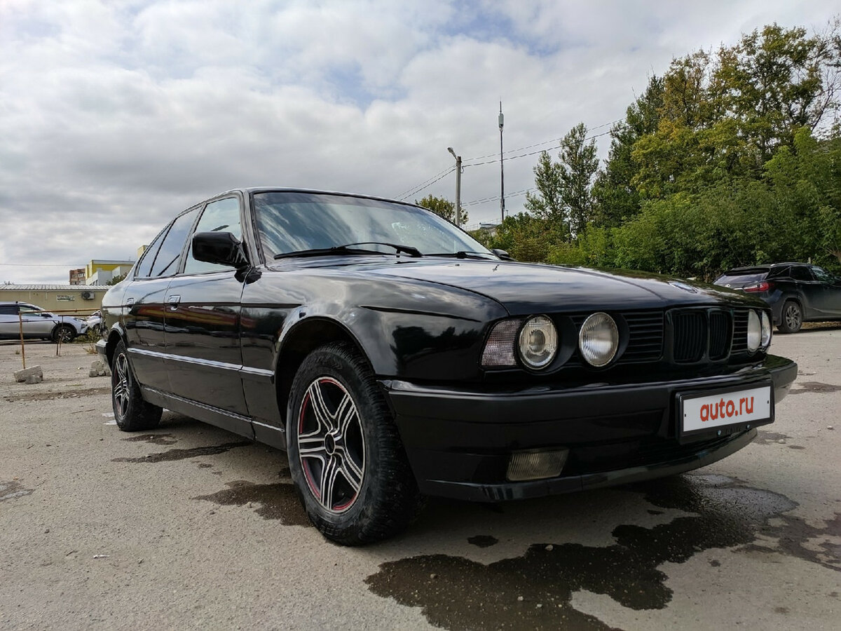 Купить б/у BMW 5 серии III (E34) 520i 2.0 MT (150 л.с