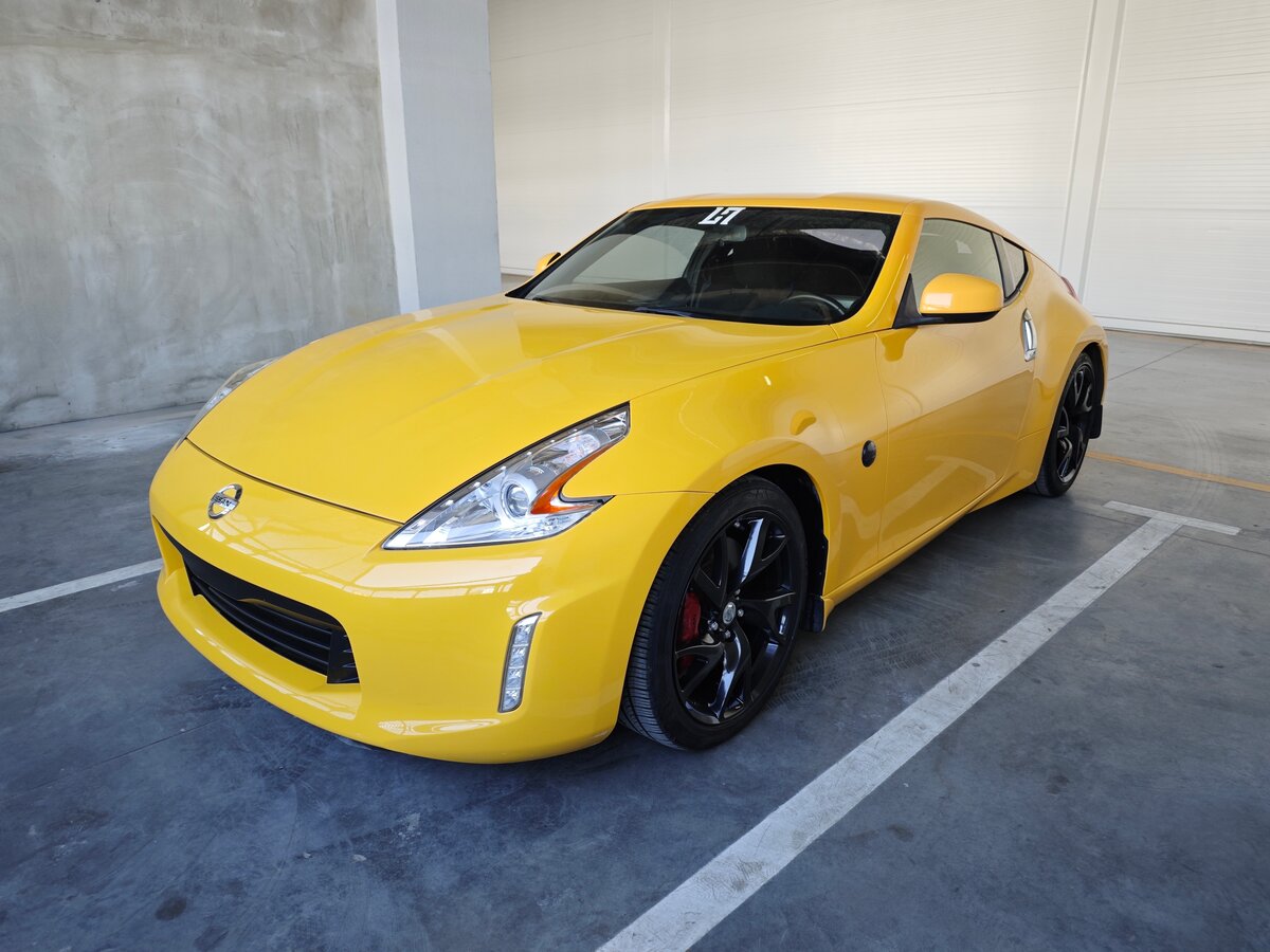 Купить б/у Nissan 370Z I Рестайлинг 3.7 AT (331 л.с.) бензин автомат в ...