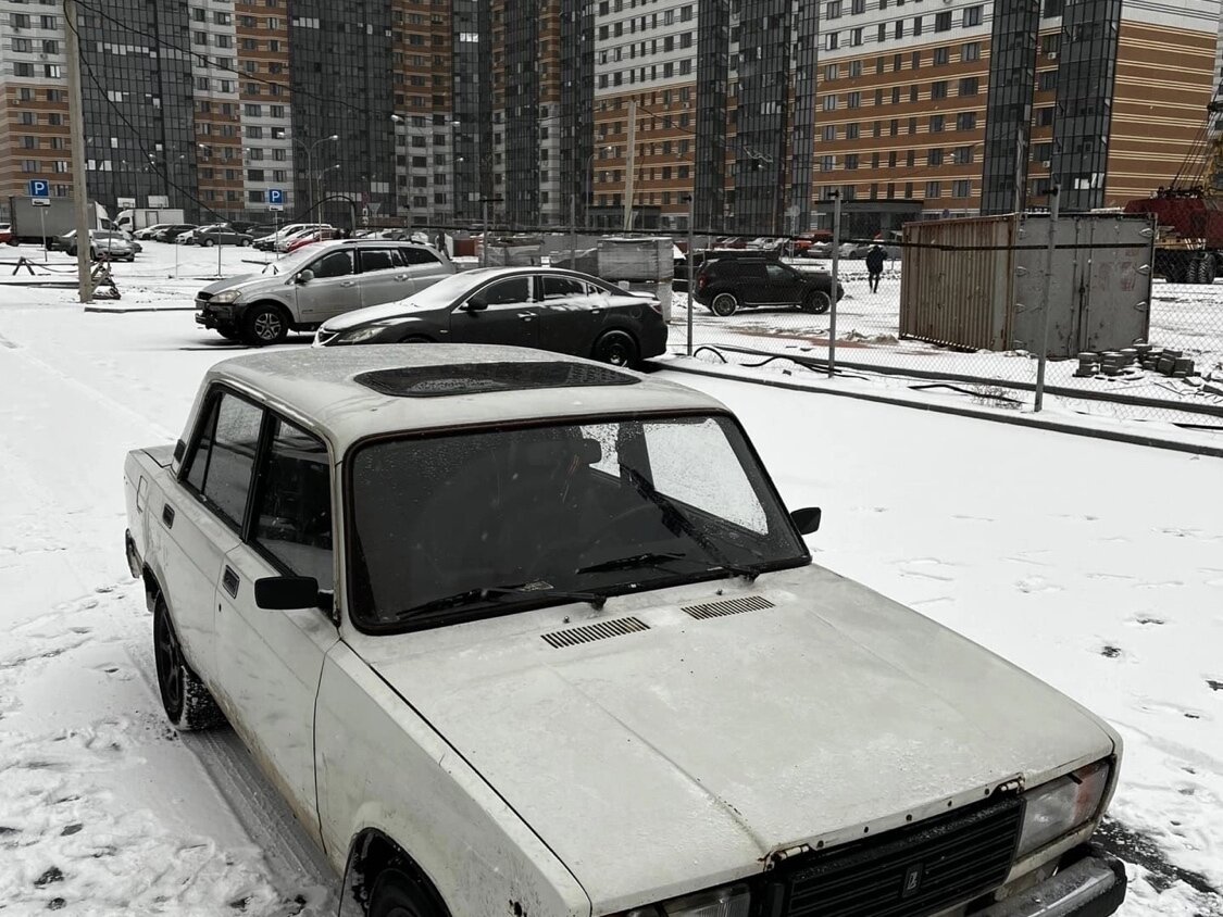 Купить б/у Lada (ВАЗ) 2107 1982-2012 1.5 MT (72 л.с.) бензин механика в ...