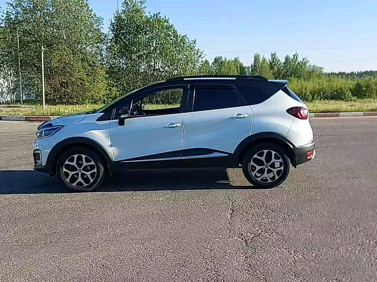 Купить б/у Renault Kaptur I 2.0 AT (143 л.с.) 4WD бензин автомат в ...